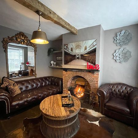 Entire Georgian Luxury Home - 3 Storey- High St Henley-In-Arden -Two Bedrooms-Sleeps 4 Exterior photo