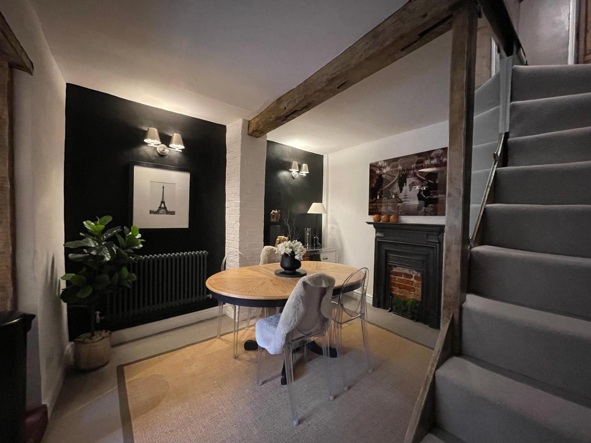Entire Georgian Luxury Home - 3 Storey- High St Henley-In-Arden -Two Bedrooms-Sleeps 4 Exterior photo