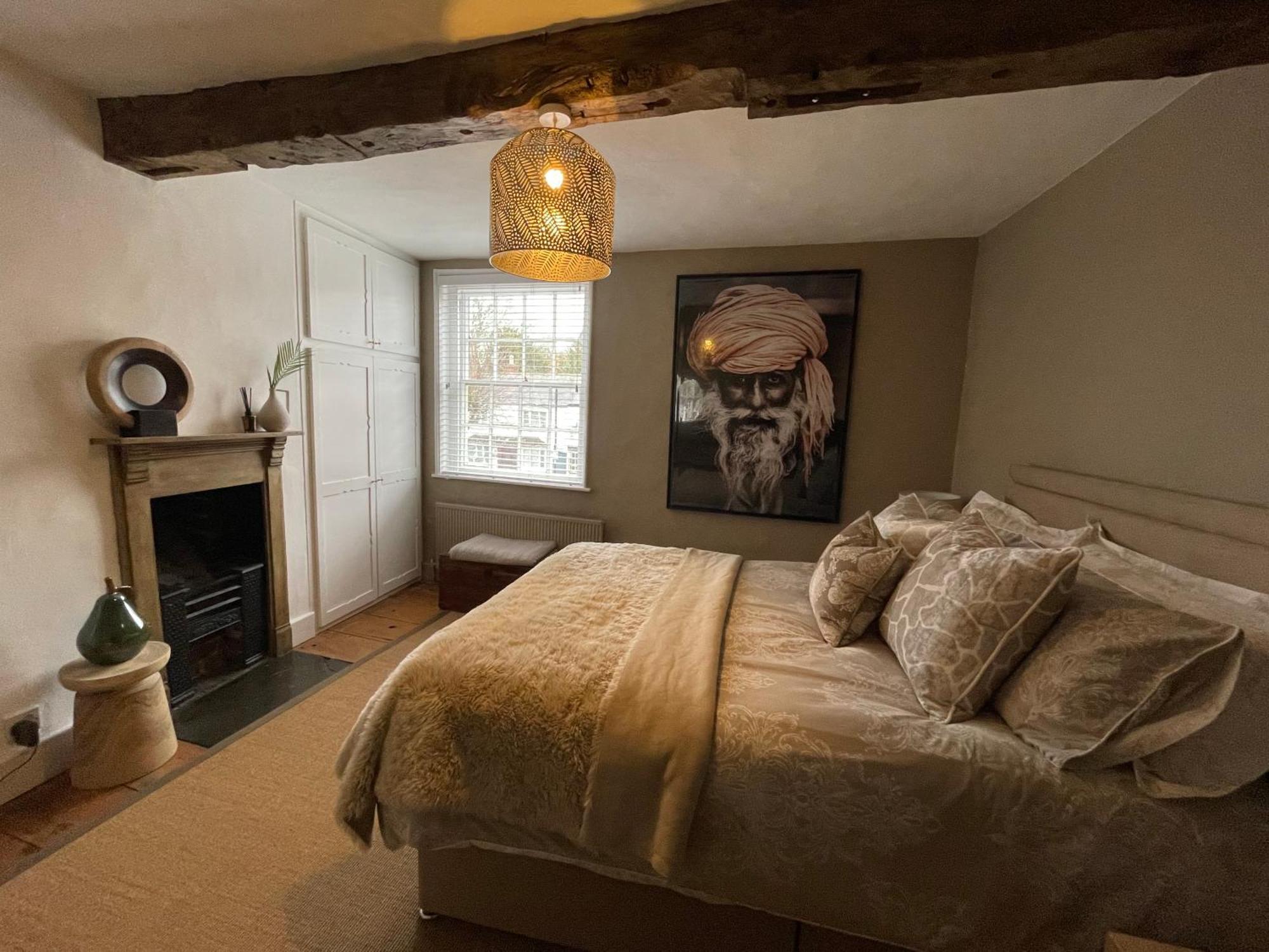 Entire Georgian Luxury Home - 3 Storey- High St Henley-In-Arden -Two Bedrooms-Sleeps 4 Exterior photo